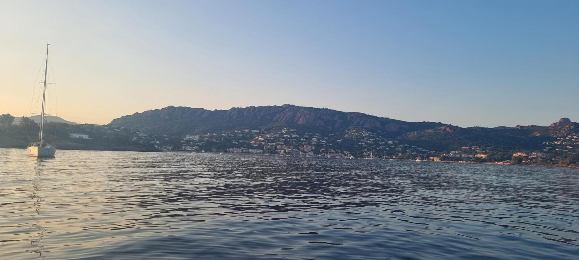 Agay Cap Esterel Le Hameau F2 Clim Plein Sud Dernier Etage Magnifique Vue Mer Saint-Raphaël エクステリア 写真