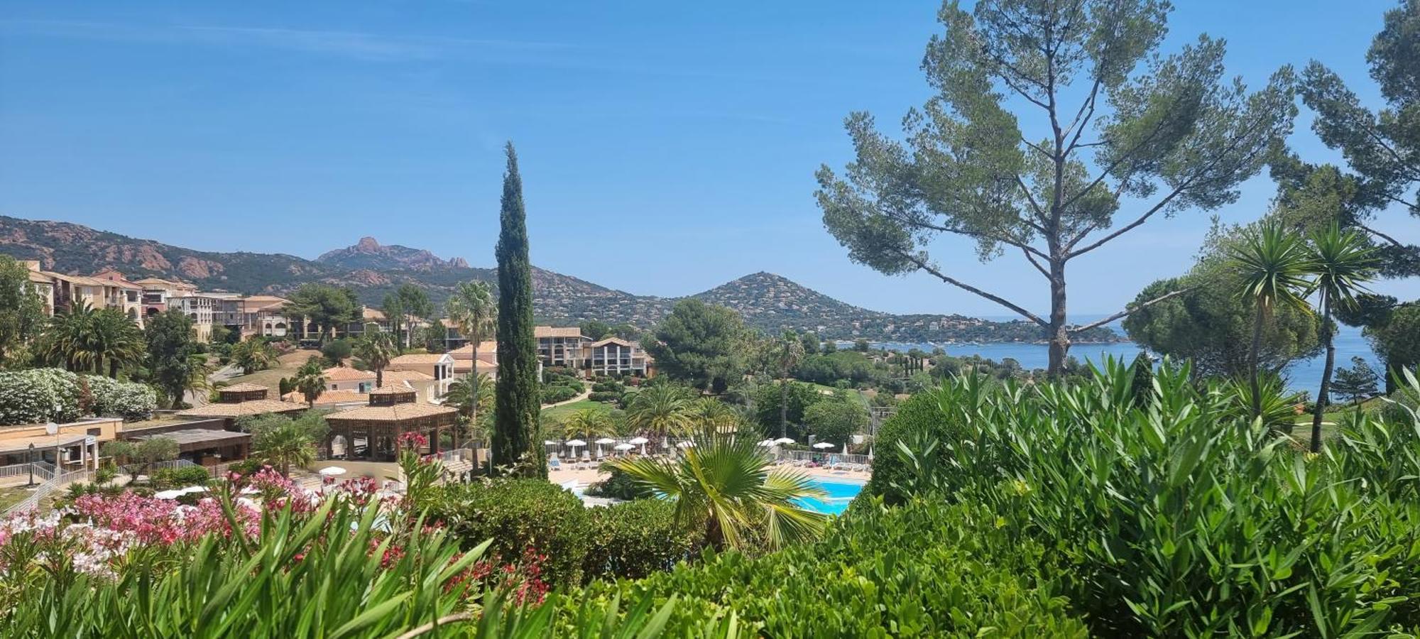 Agay Cap Esterel Le Hameau F2 Clim Plein Sud Dernier Etage Magnifique Vue Mer Saint-Raphaël エクステリア 写真
